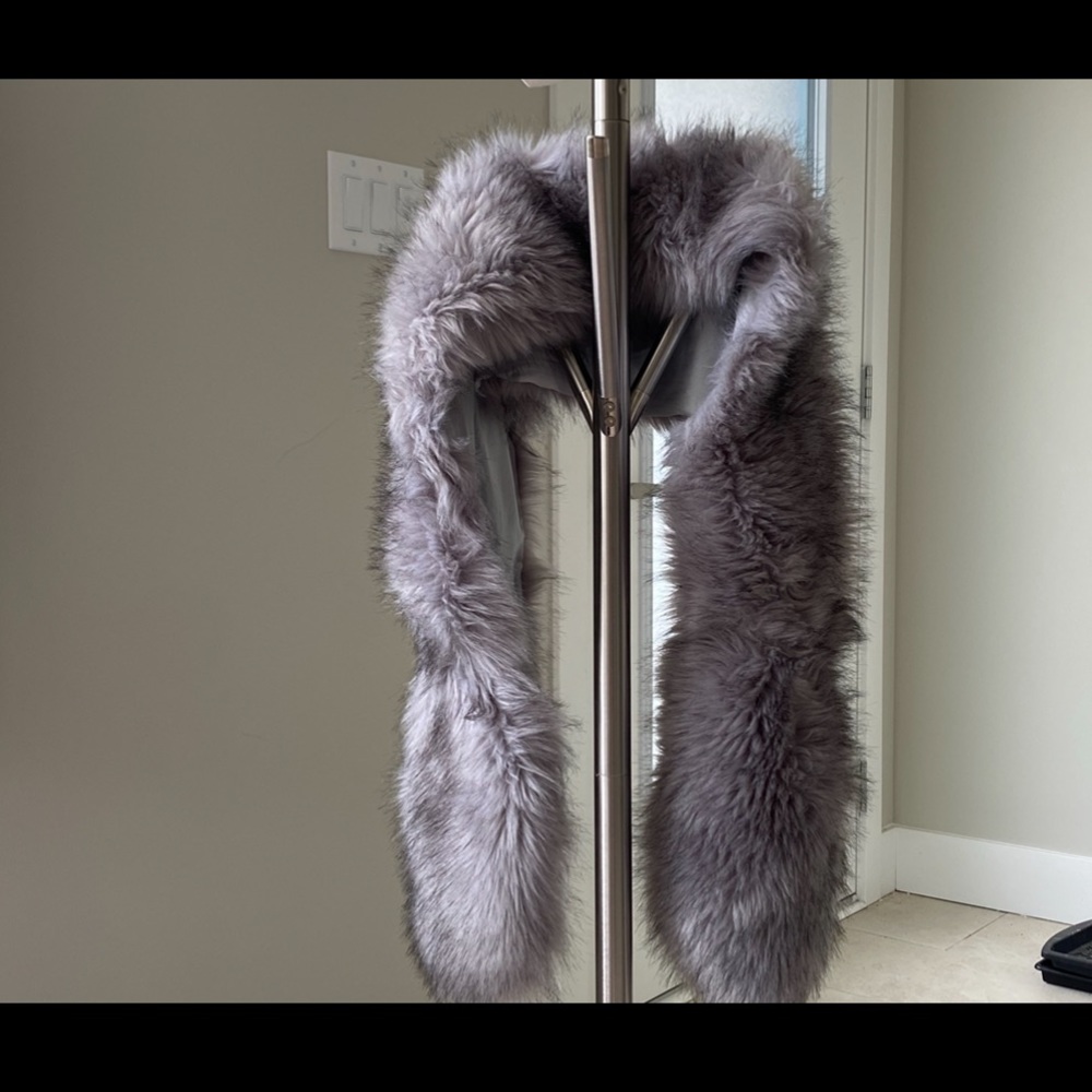 Faux fur scarf